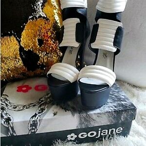 Woman's 6" Black & White Leather Platform Heels